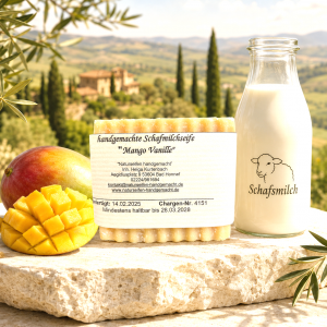 Eine geriffelte, quadratische handgemachte Schafsmilchseife mit dem Duft Mango Vanille